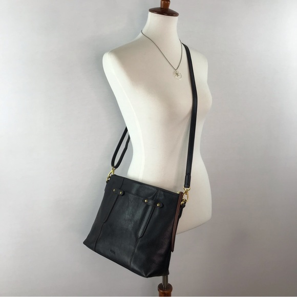 Fossil Bags Fossil Felicity Black Leather Crossbody Bag Poshmark